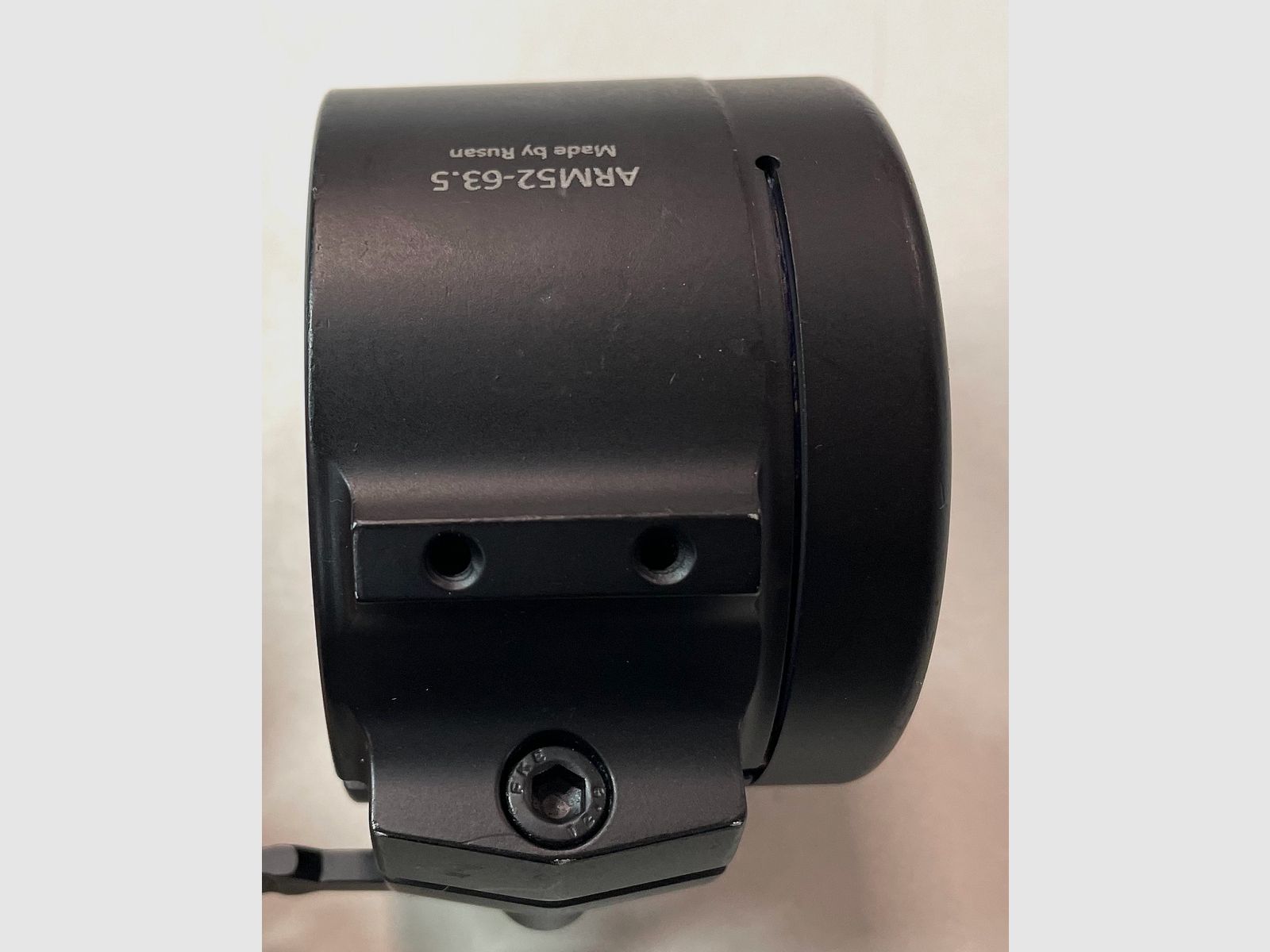 Adapter Rusan ARM52 z szybkozłączem wewnętrznym gumowanym 63,5 mm V402