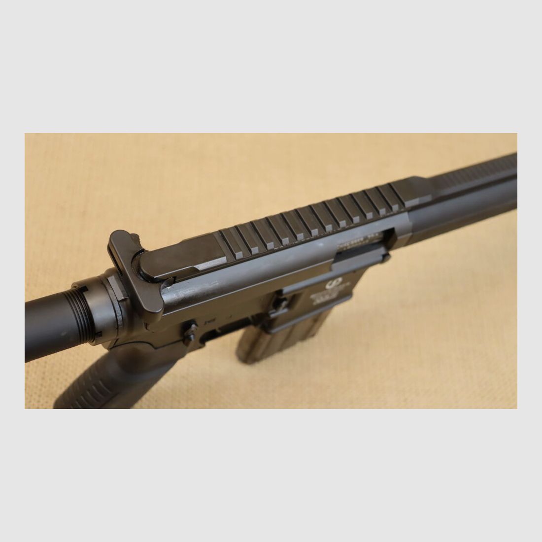 Fusil semi-automatique, Schmeisser AR15 Sport - y compris le chargeur de rechange .22lr