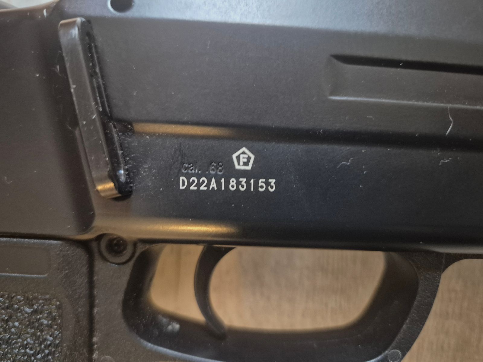 T4E TX 68 CO2-RAM Pump-Action Shotgun Kal. .68 schwarz