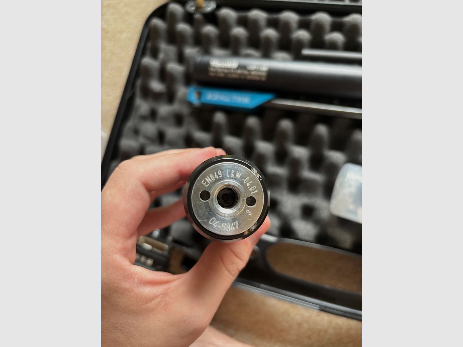 Walther LP 300 Luftpistole (Luft entweicht am Druckminderer)