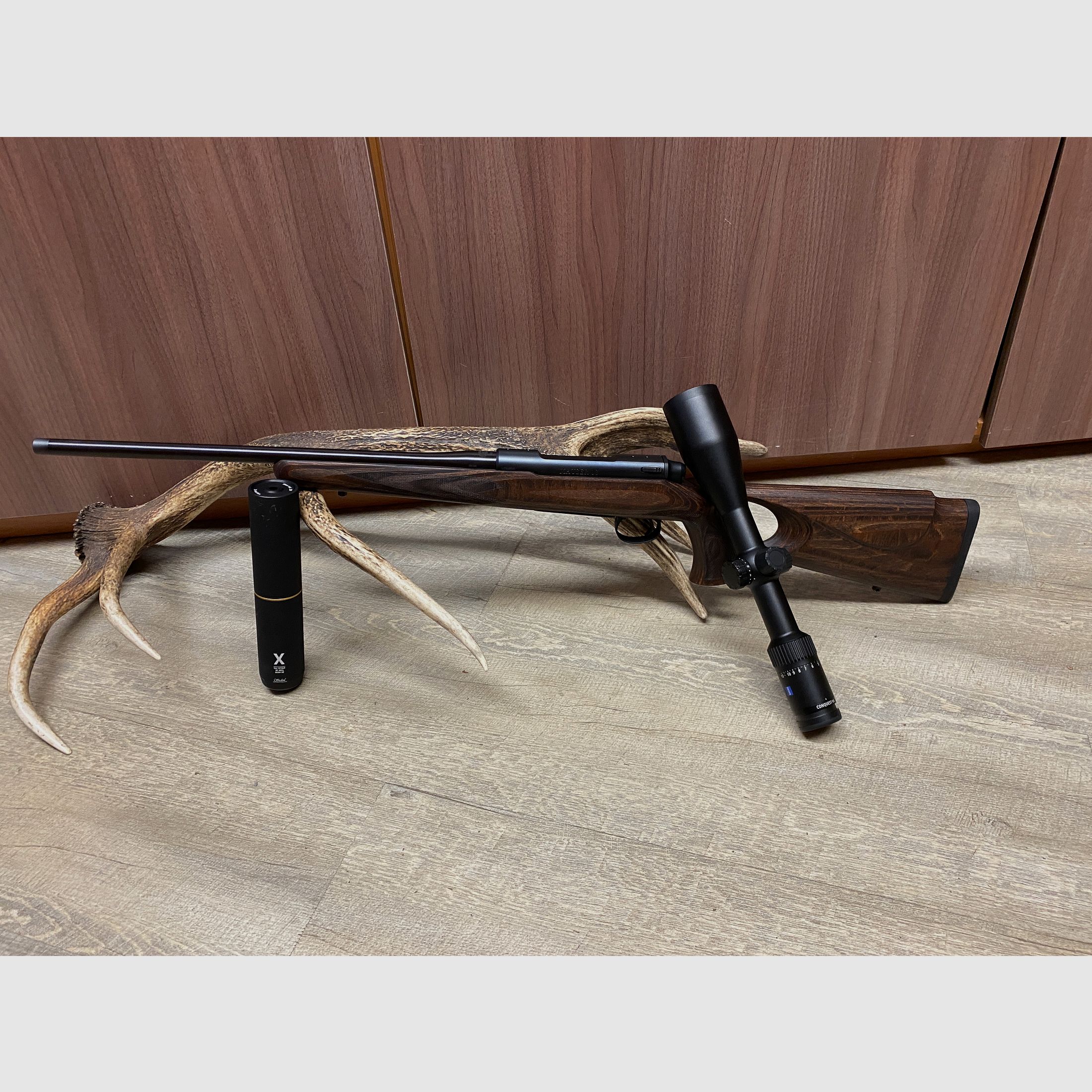 Mauser M18 Max Pure, con Zeiss Conquest V4 3-12x56