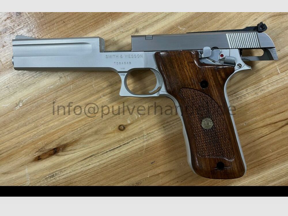 Smith & Wesson 622 mit 6" TOP Waffe .22lr