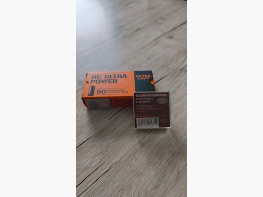 50 Stk. Platzpatronen + 10 Stk. Pfefferpatronen 9mm PA PV 