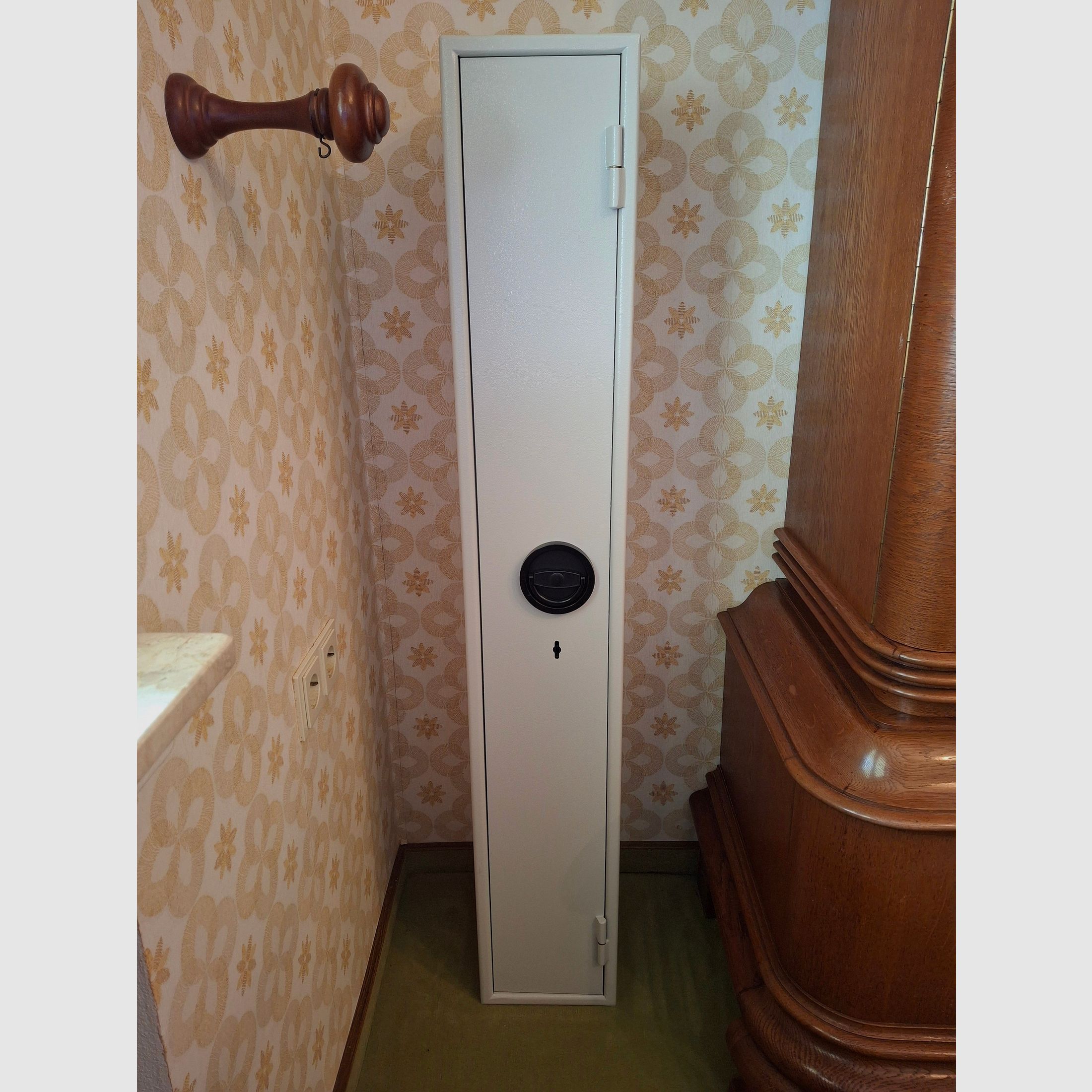 Waffenschrank für 3 Jagdgewehre