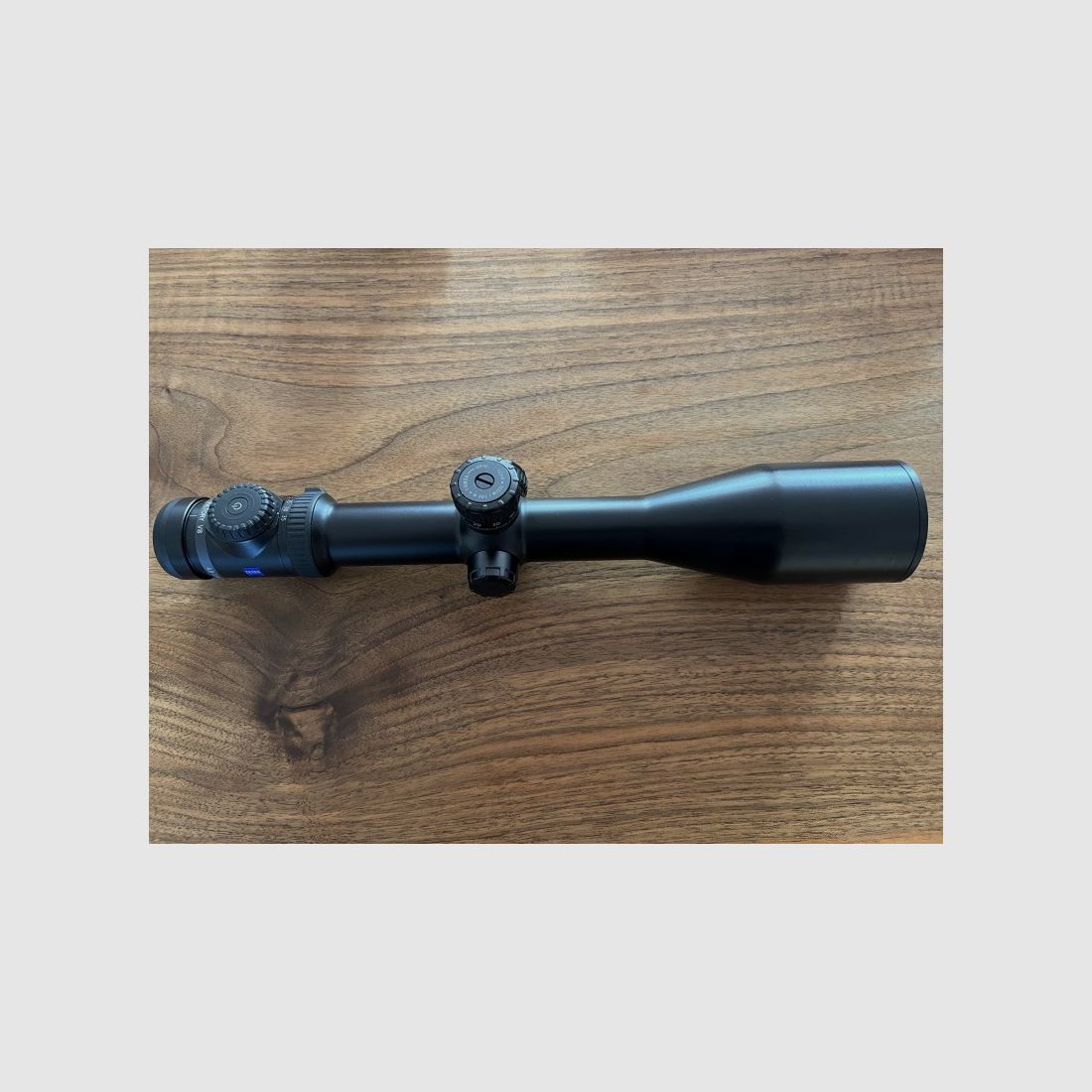 Zeiss Victory V8 4,8-35x60 ASV con guida