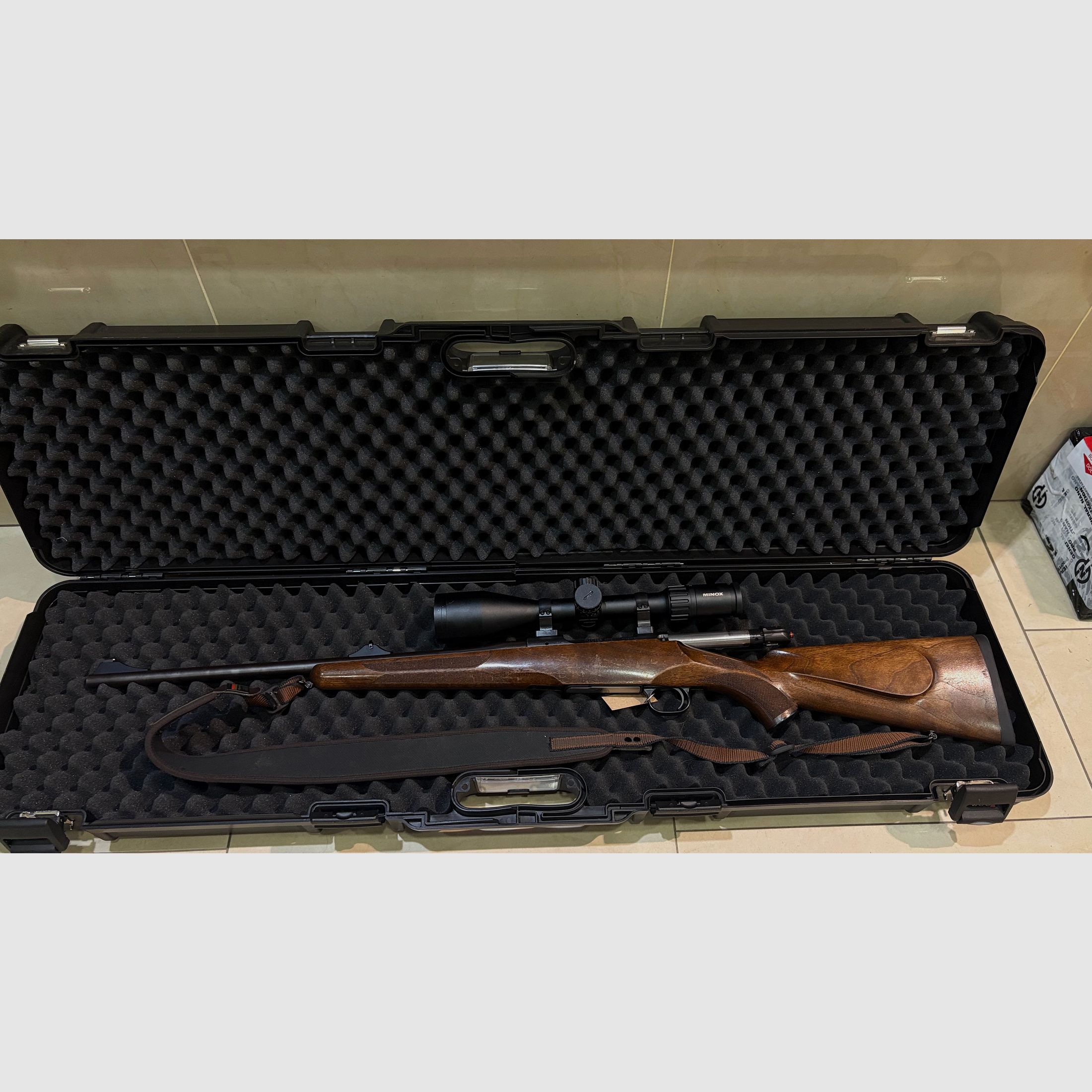 Sztucer Mauser M12 kal. .30-06 z lunetą Minox ZX5 3-15x56 oraz kufrem Mauser #K10/26, zdjęcie 1 z 7