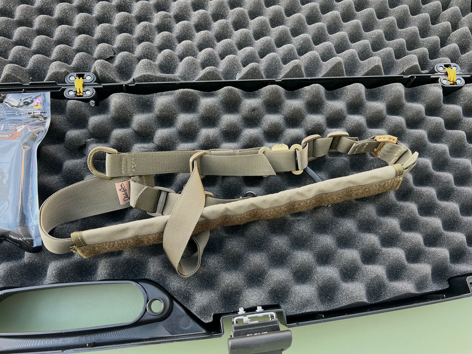 Hera Arms AR15 mit Glas und Zubehör