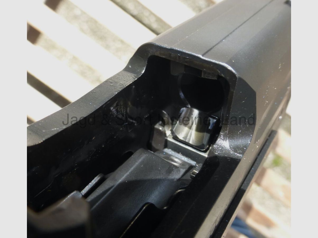 Heckler & Koch SFP9 Match OR (Pushbutton Magazinauslösung)