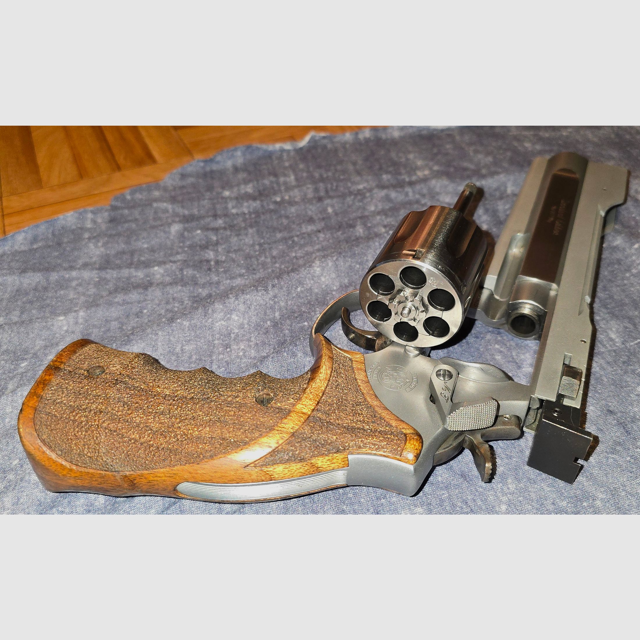 Smith u. Wesson 686 Mod.4 Target Champion Umbau 357Mag./38Special  950€VB