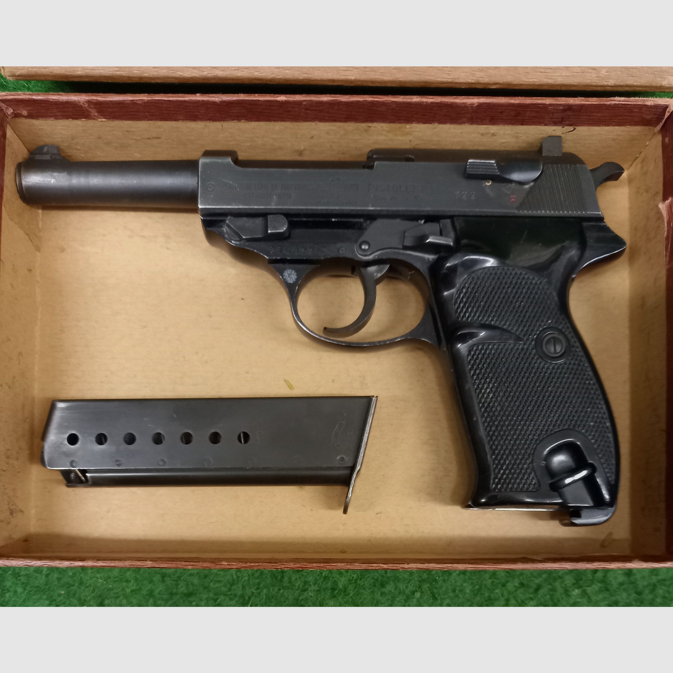 Walther / Manurhin P1 berlińskiej policji w kalibrze 9mm Luger,