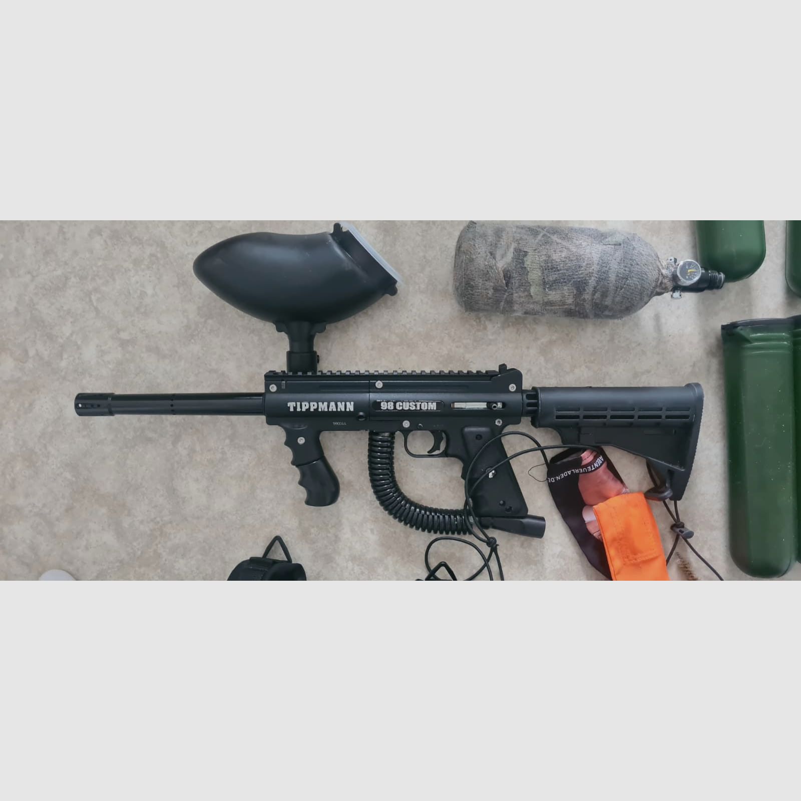 Tippmann 98 Custom Paintball Komplett-Set – sofort spielbereit