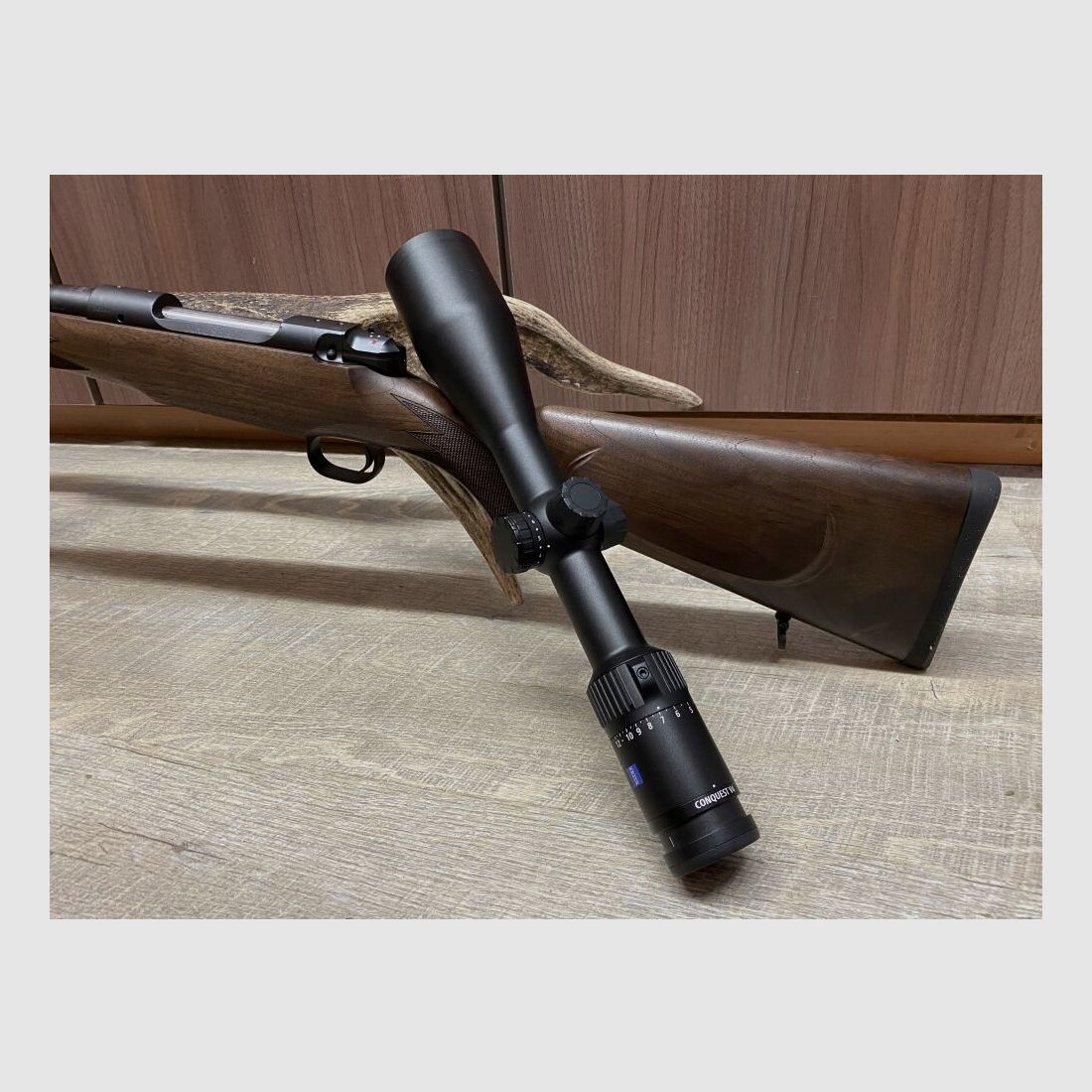 Mauser M12 Pure, con Zeiss Conquest V4 3-12x56