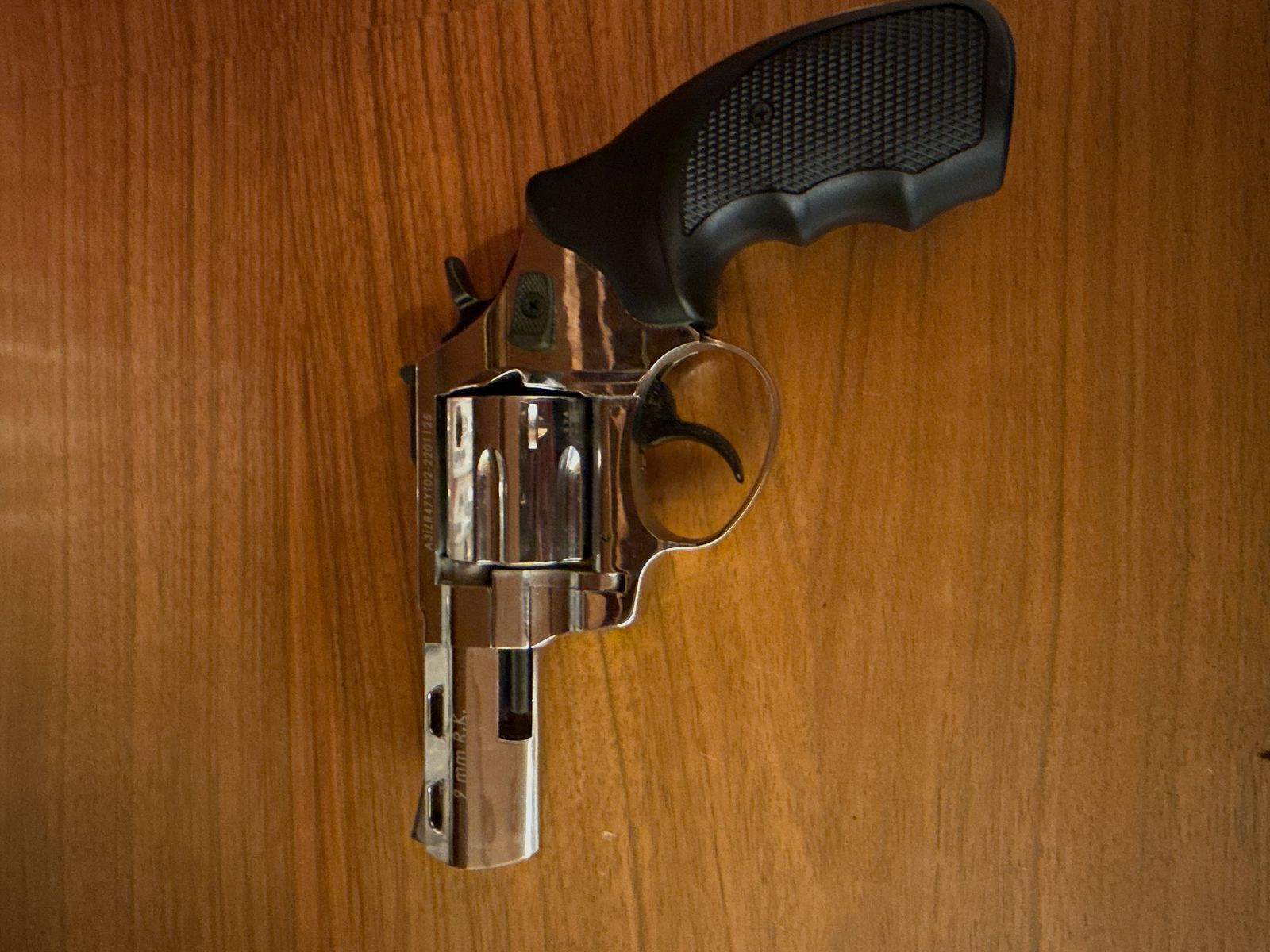 Zoraki R2 – 3 cale pistolet alarmowy, chrom – prawie nowy