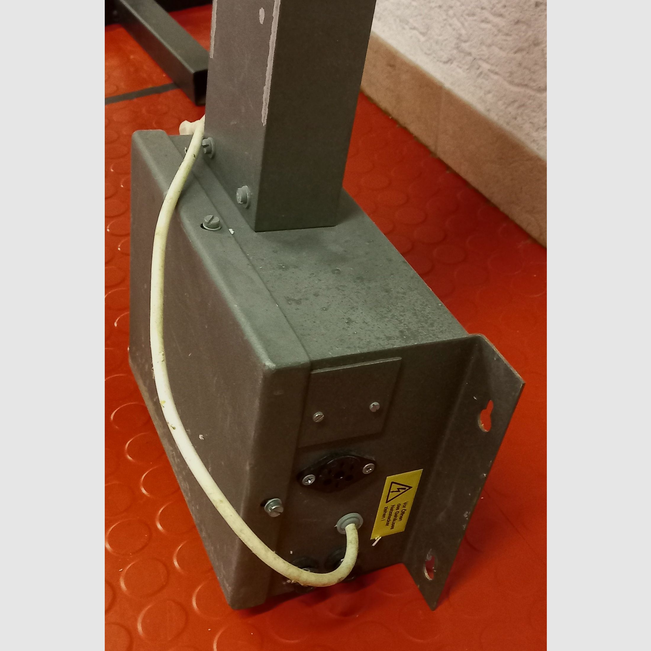 Trainingsanlage für Luftgewehr und Luftpistole TG 5010 LC POLYTRONIC (Höhenverstellbar)