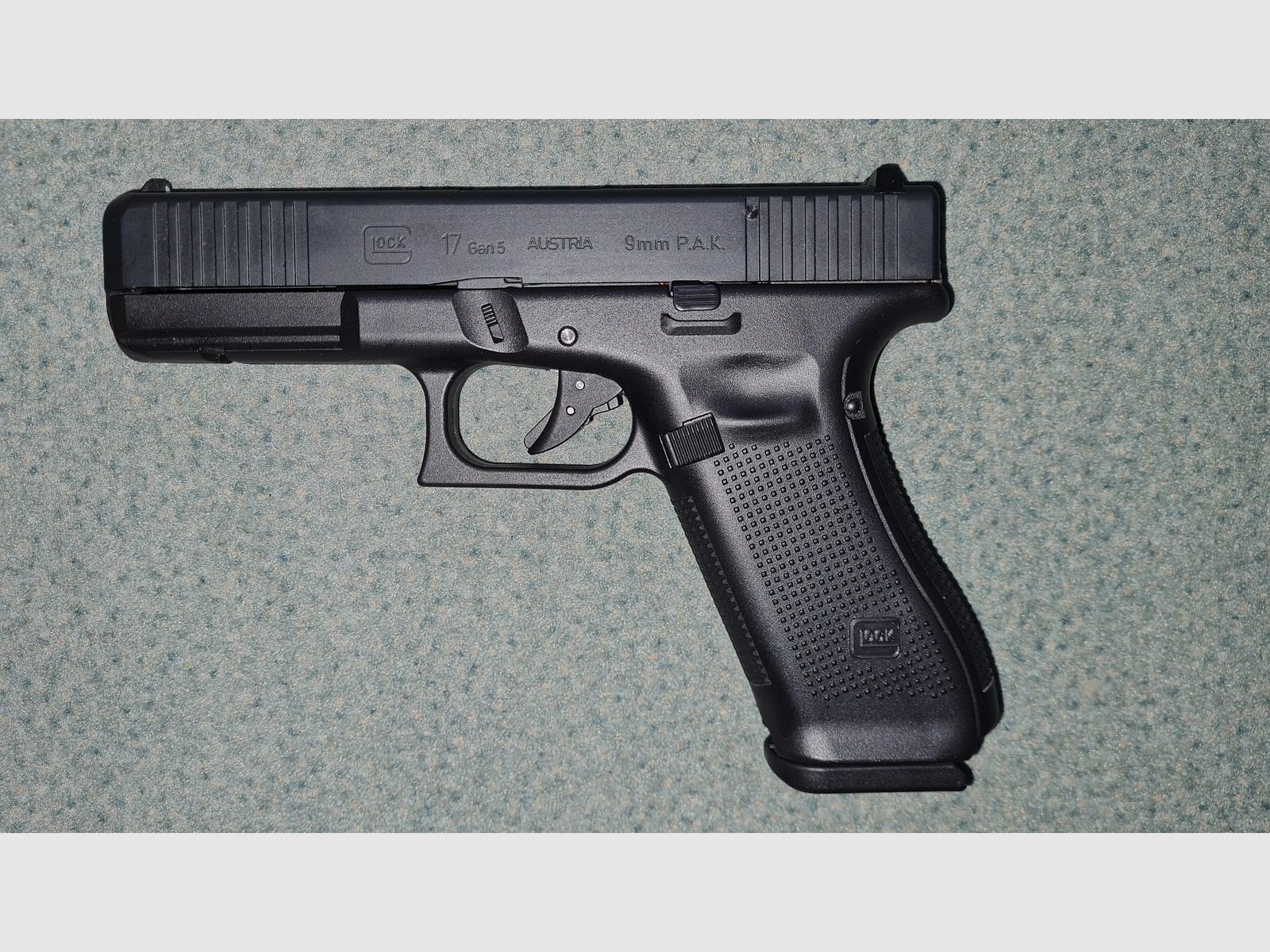 Glock 17 Gen5 9mm P.A.K. Erste Auflage - Sammlerstück