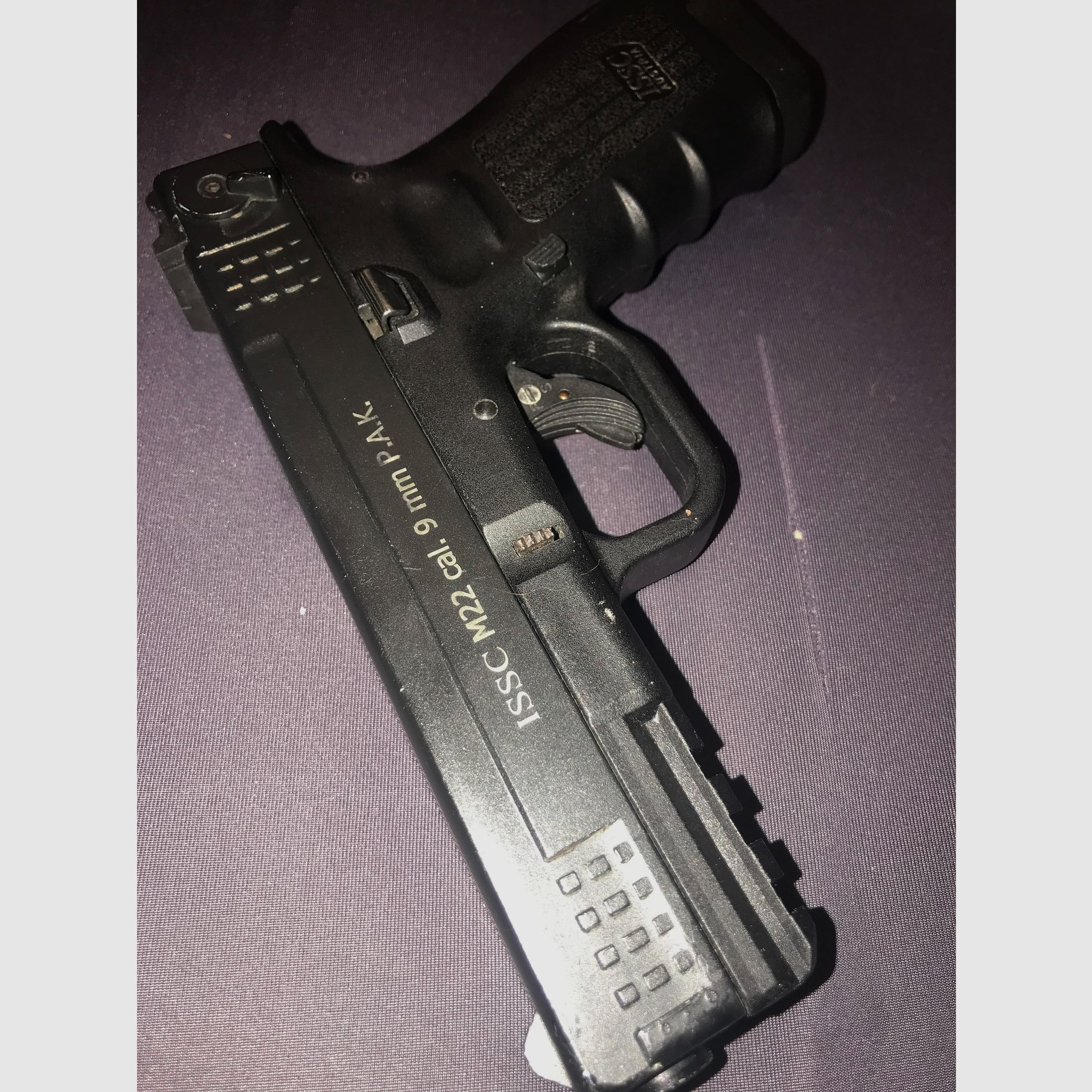 ISSC M22 Schreckschusspistole 9mm P.A.K – Fast neuwertig, top Zustand