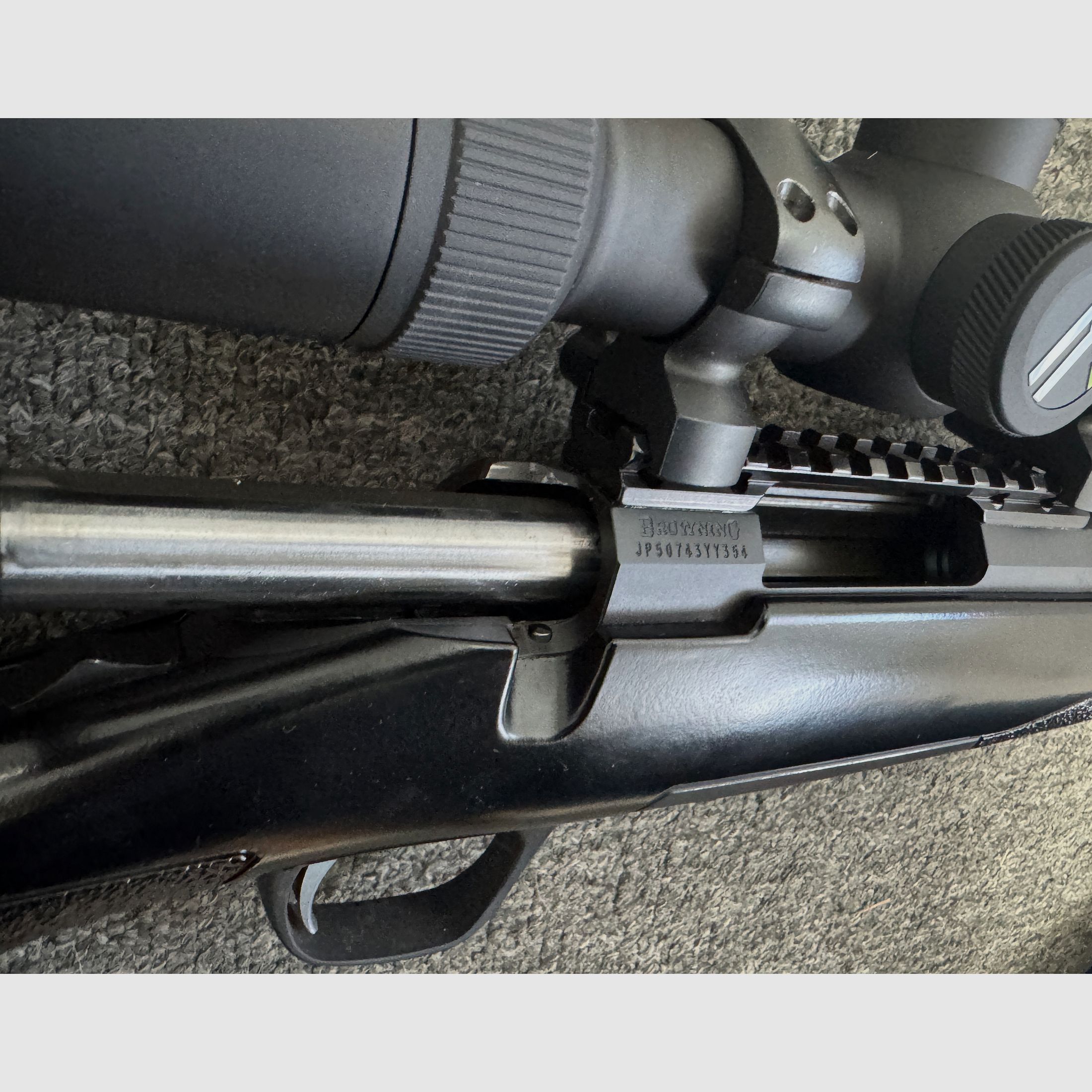 Browning X-Bolt .223 with muzzle thread, riflescope