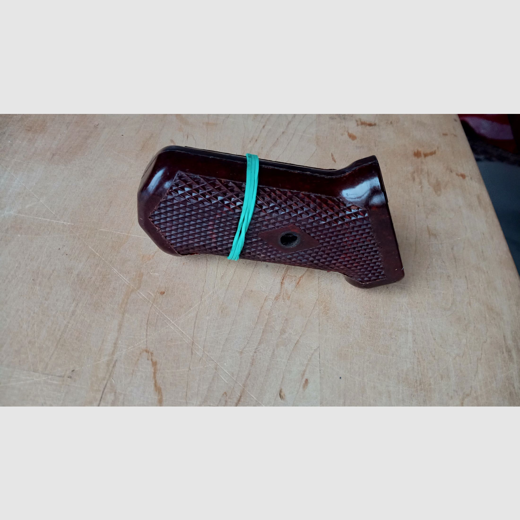 Poignée originale AK47 Type 1 en Bakélite / coques de poignée correspondantes