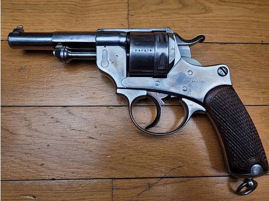 Sehr schöner Dienstrevolver Mod 1873 11mm73 – vollständig monomatrikulier – noch strohgelb – Top Zustand!
