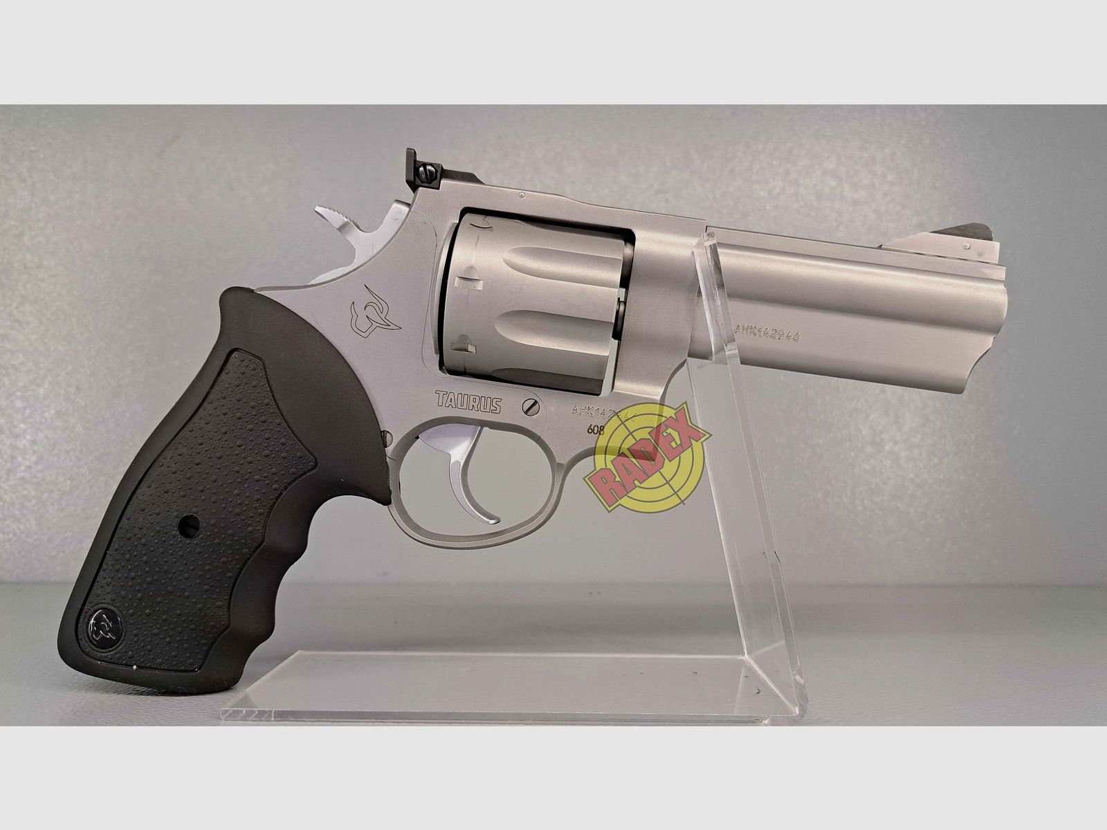 Taurus RT608 Revolver, 8-schüssig, 4