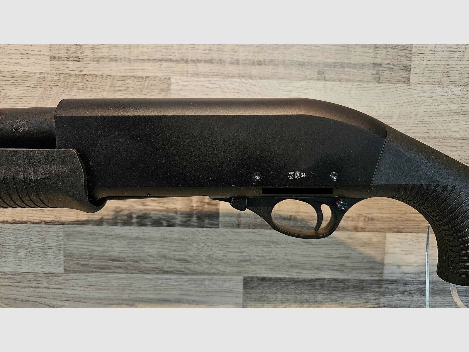 Vorderschaftrepetierflinte Pumpgun CZ 612 Home Defense Kaliber 12/76 - Nieuwe goederen van de vakhandel