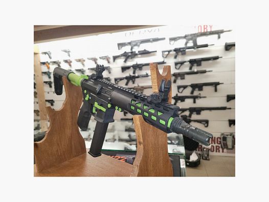 Legacy Armament UT908 AR9 ZOMBIE 9 mm usato