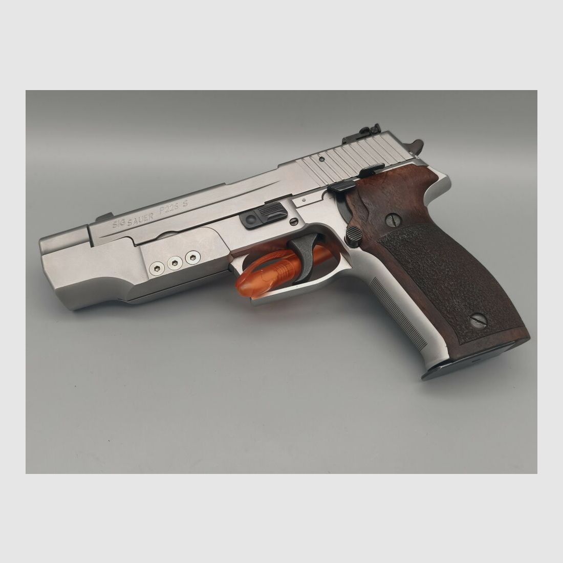 SIG Sauer P226S con Romeo 1 e mirino regolabile 9mmLuger