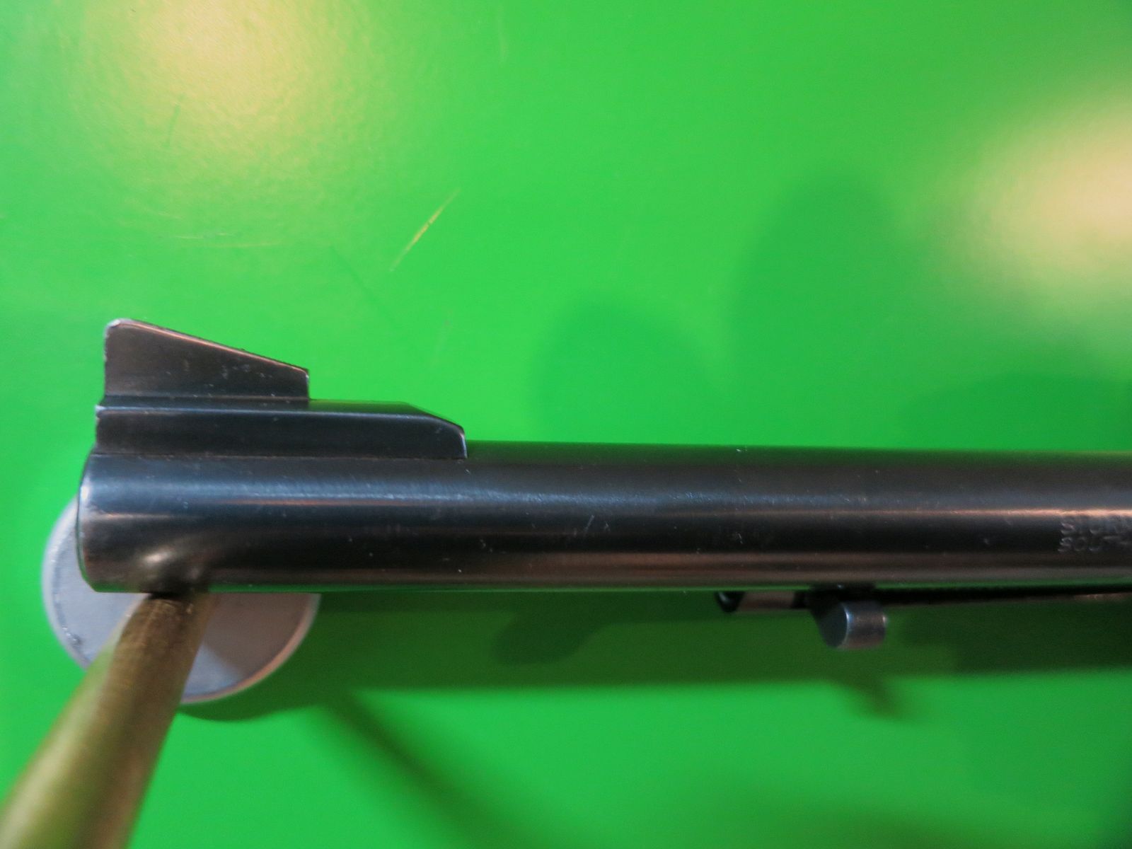 Revólver occidental, Sturm Ruger & Co., modelo Blackhawk, cañón de 7,5", .30 Carbine, riel Weaver #52-