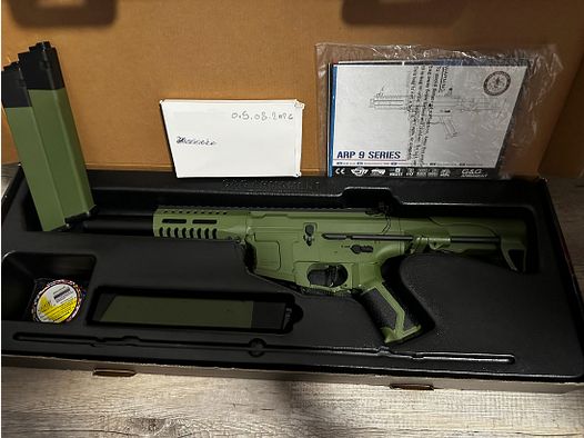 G G ARP 9 Airsoft (0,5 Joule / Custom-Farbe OD Green) Set + Schalldämpfer, 3 Magazine, BBs & Speedloader – OVP