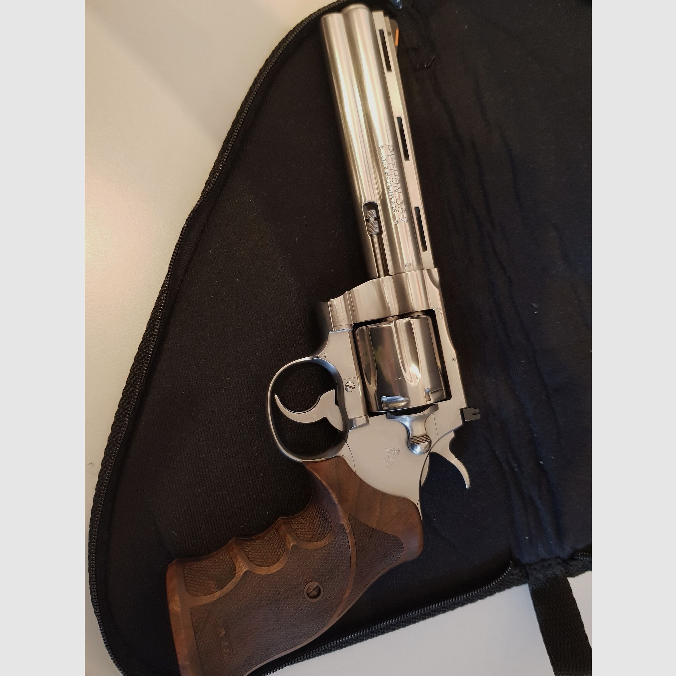 Colt Python .357Mag, 6 Zoll, Stainless
