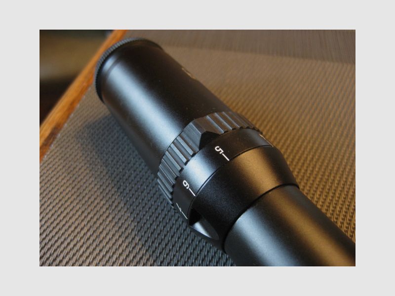TOP-Klassiker !!  "DAS"  Schmidt & Bender 2,5-10x56 mit Absehen-4 sowie Schiene und original Blaser-Sattelmontage im BESTZUSTAND ! Kein ZEISS-Swarovski-LEICA-Mauser-Sauer