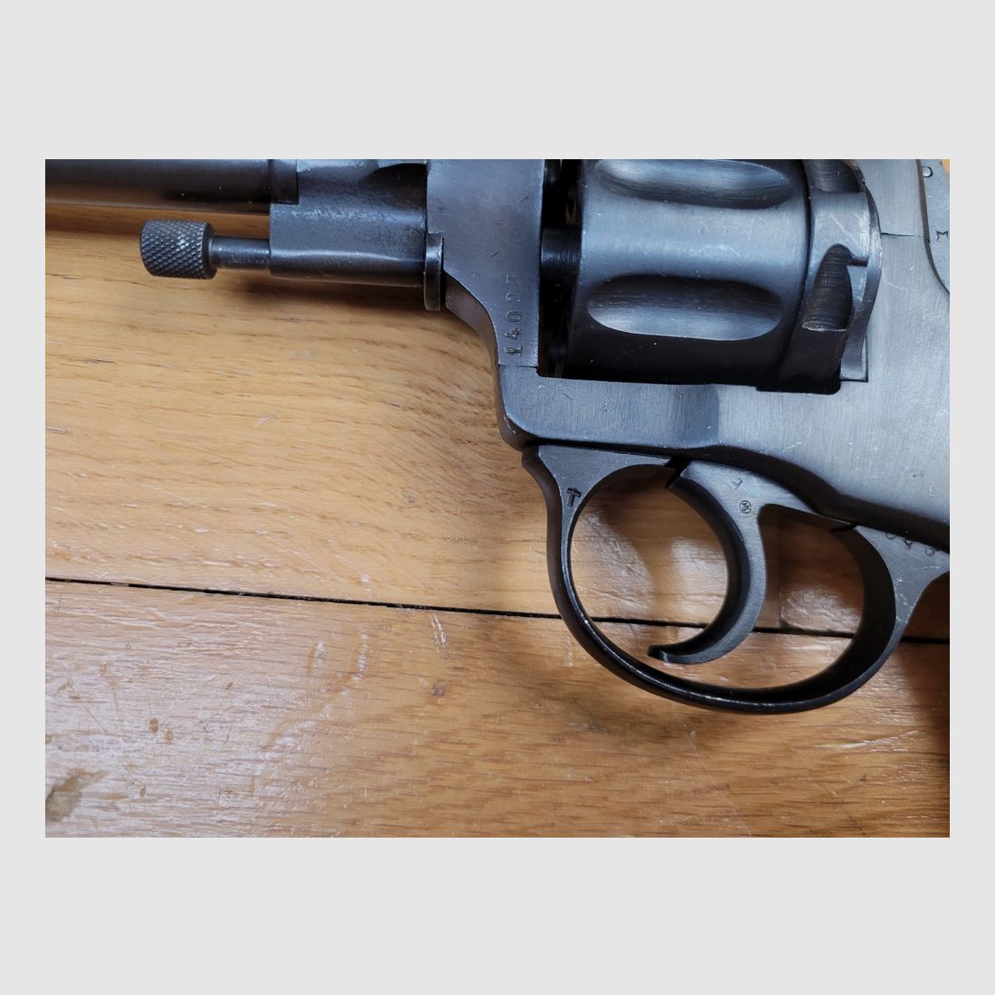 Schöner russischer Revolver Modell 1895, genannt Nagant – Tula Arsenal – Monomatrikularm von 1931 – Kaliber 7,62 Nagant – Sehr schöne Mechanik – Schöne Brünierung – Wunderschöner Lauf – Waffe der Wahl in TBE++, Bild 5 von 22