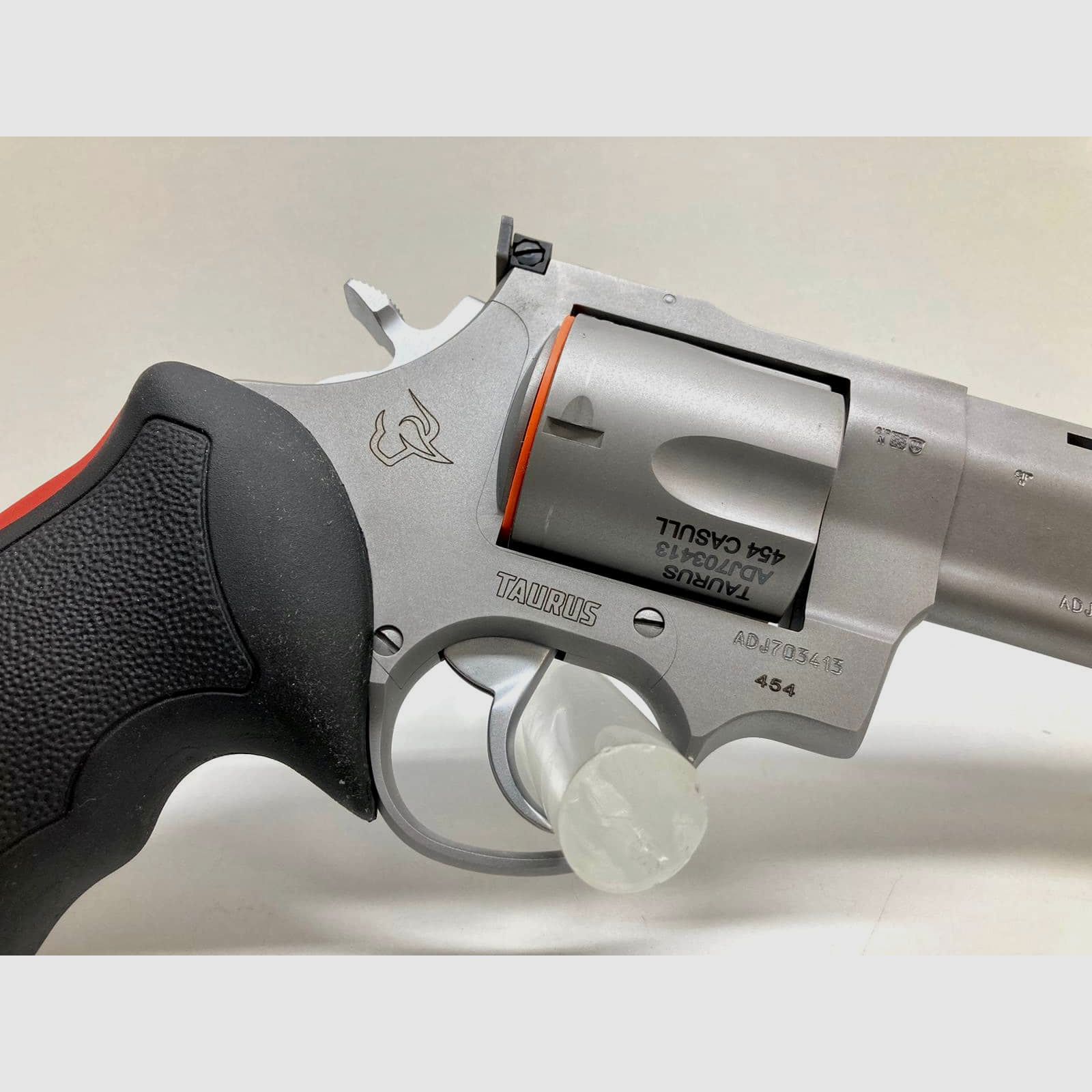 TAURUS Raging Bull | .454 Casull