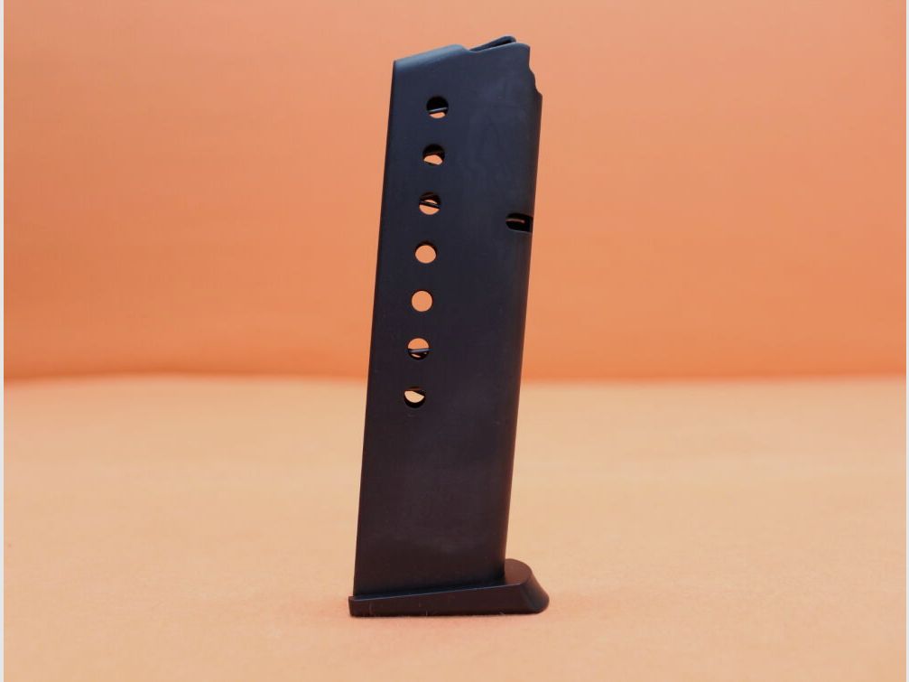 SIG Sauer SIG Sauer P210: Magazynek 8-strzałowy, oksydowany, 9mm Luger