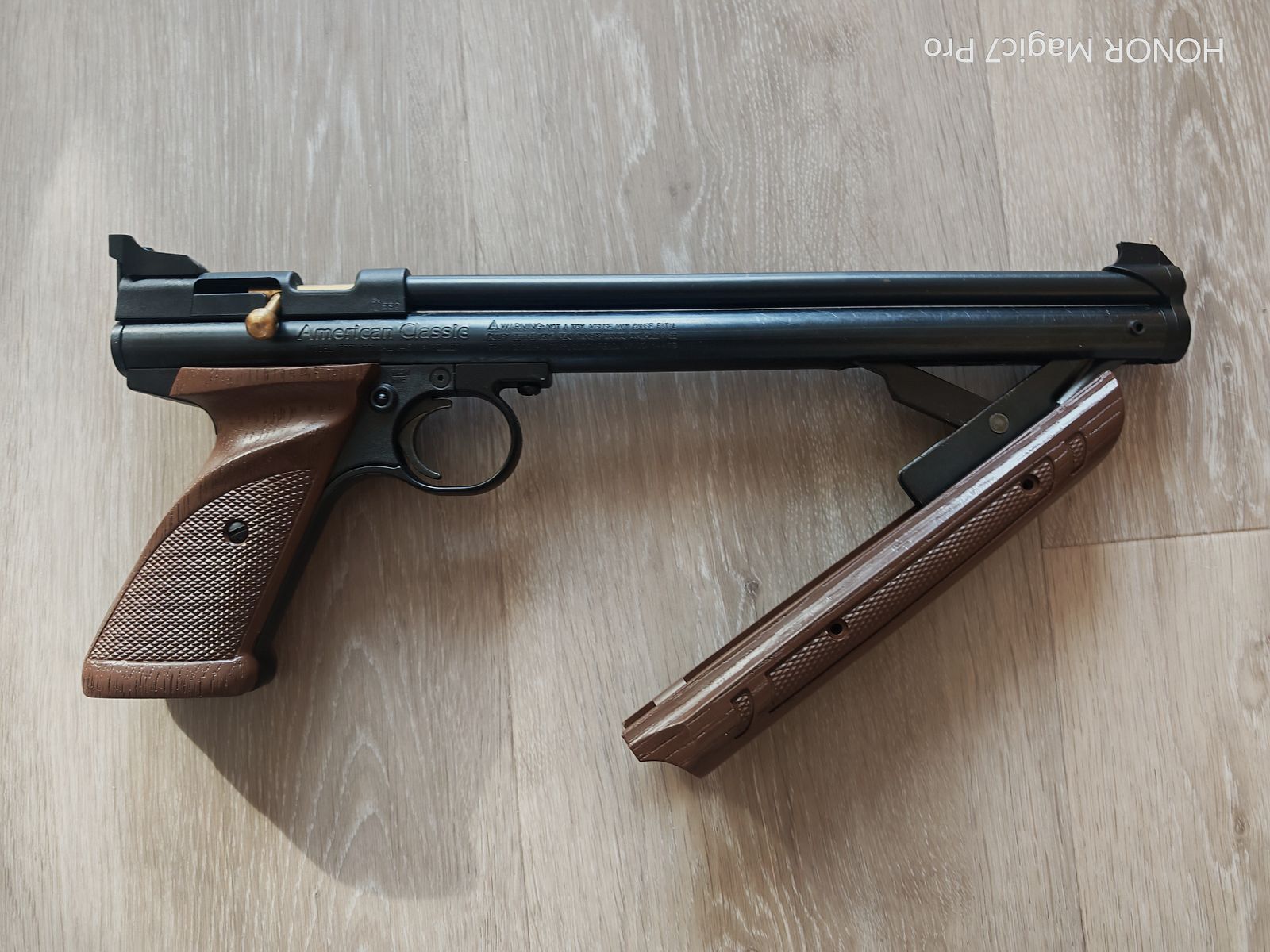 Starke Crosman 1377 Luftdruckpistole mit Koffer, wie neu!