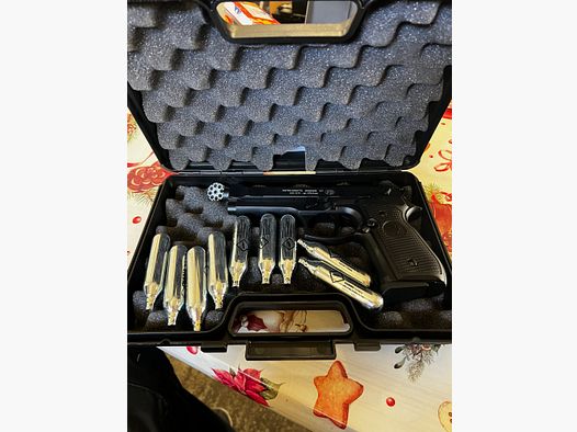 Beretta M 92 FS 4.5 mm Diabolo CO2 air pistol