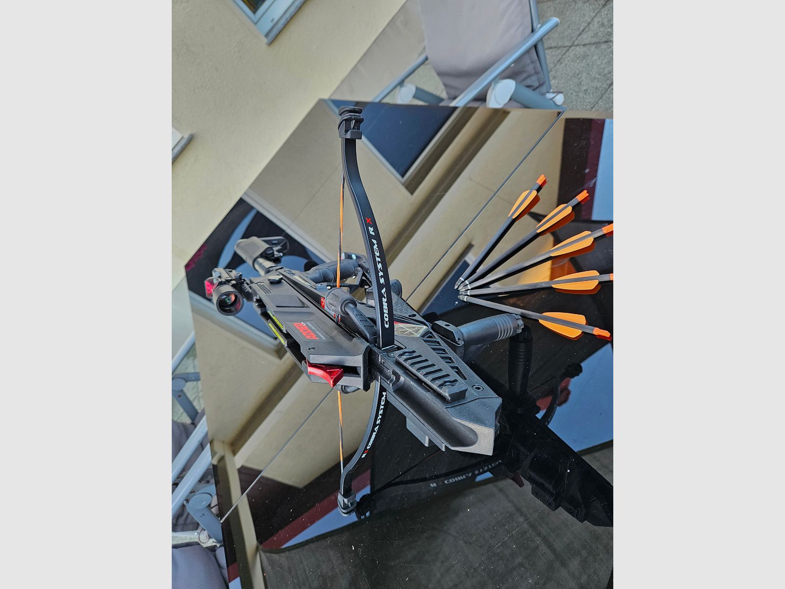 EK ARCHERY Cobra System Adder - 249 fps / 130 lbs - Pistolenarmbrust + Zielscheibe + Zubehör