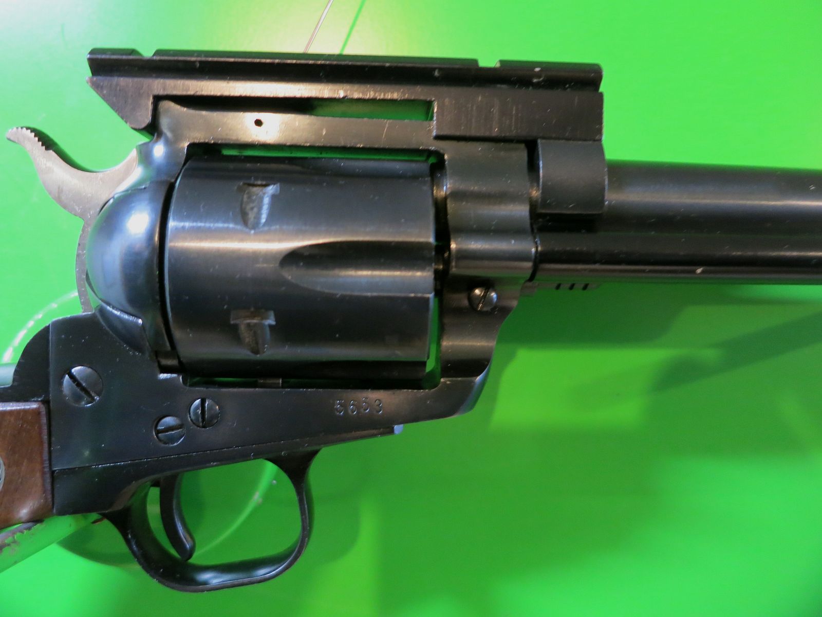 Western-Revolver, Sturm Ruger & Co., Modell Blackhawk, 7,5" Lauf, . 30 Carbine, Weaver-Schiene     #52-