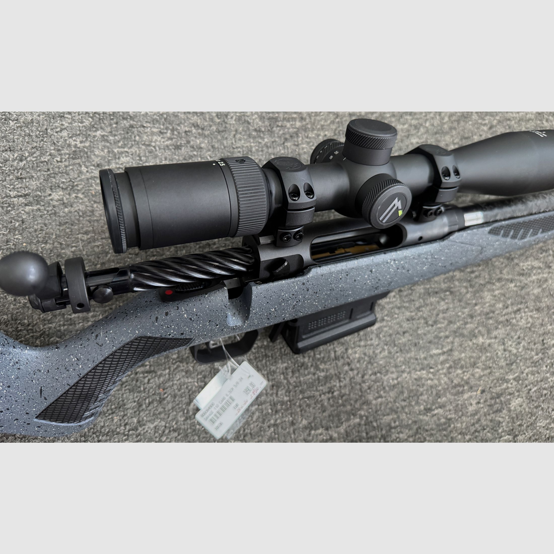 Savage 110 Carbon Predator BA 6,5mm Creedmoor mit Alpenoptics APEX 2,5-16x42 - Neuwaffe