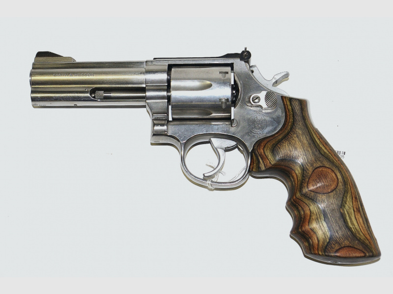 Smith & Wesson Revolver Mod. 686-3 Kal. .357 Mag.