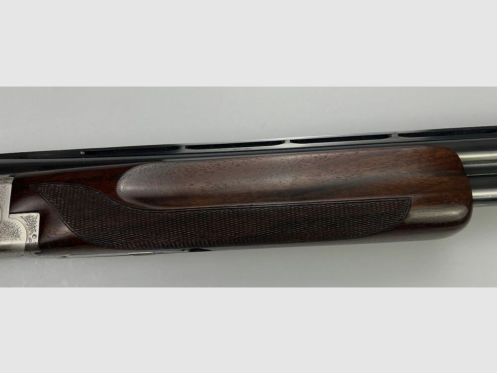 Browning B125