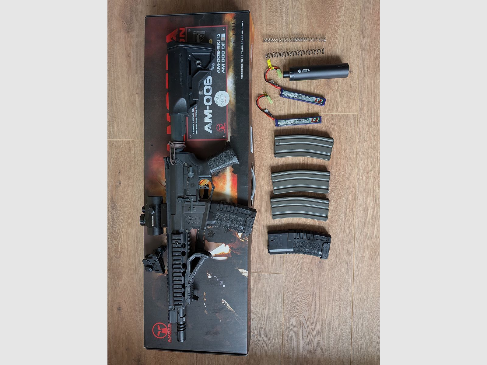 Ares Amoeba 008 con accessori