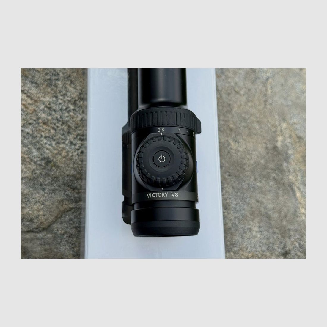 Telescopio Zeiss Victory V8 2.8-20x56