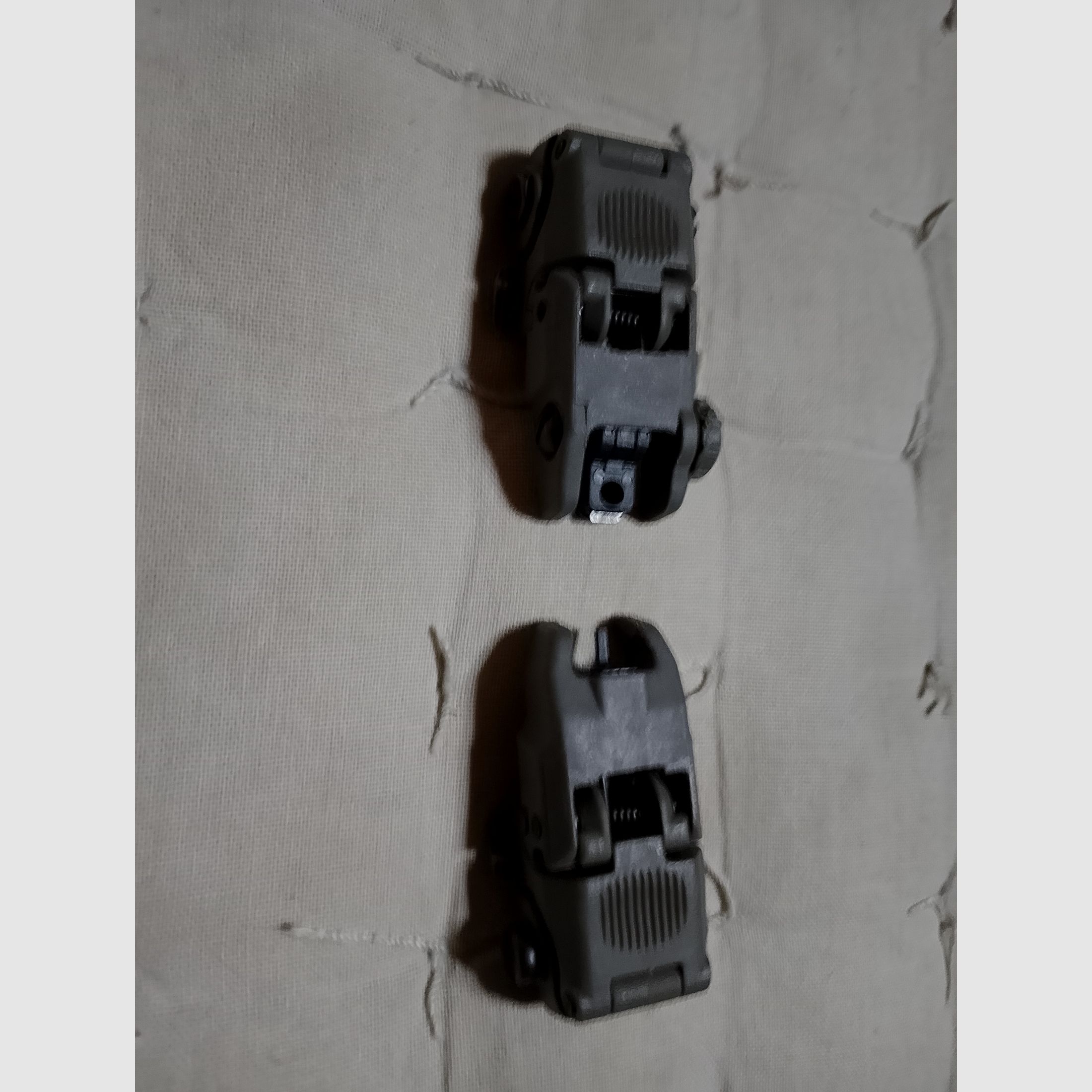 Flip Up Visier Picantinny 21mm Kimme und Korn set Tarn beige Paintball Makierer Airsoft Gewehr Universal