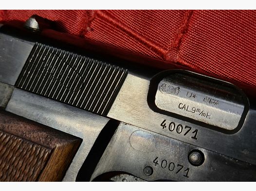 Pistola semiautomática Kat.B .22lr Star