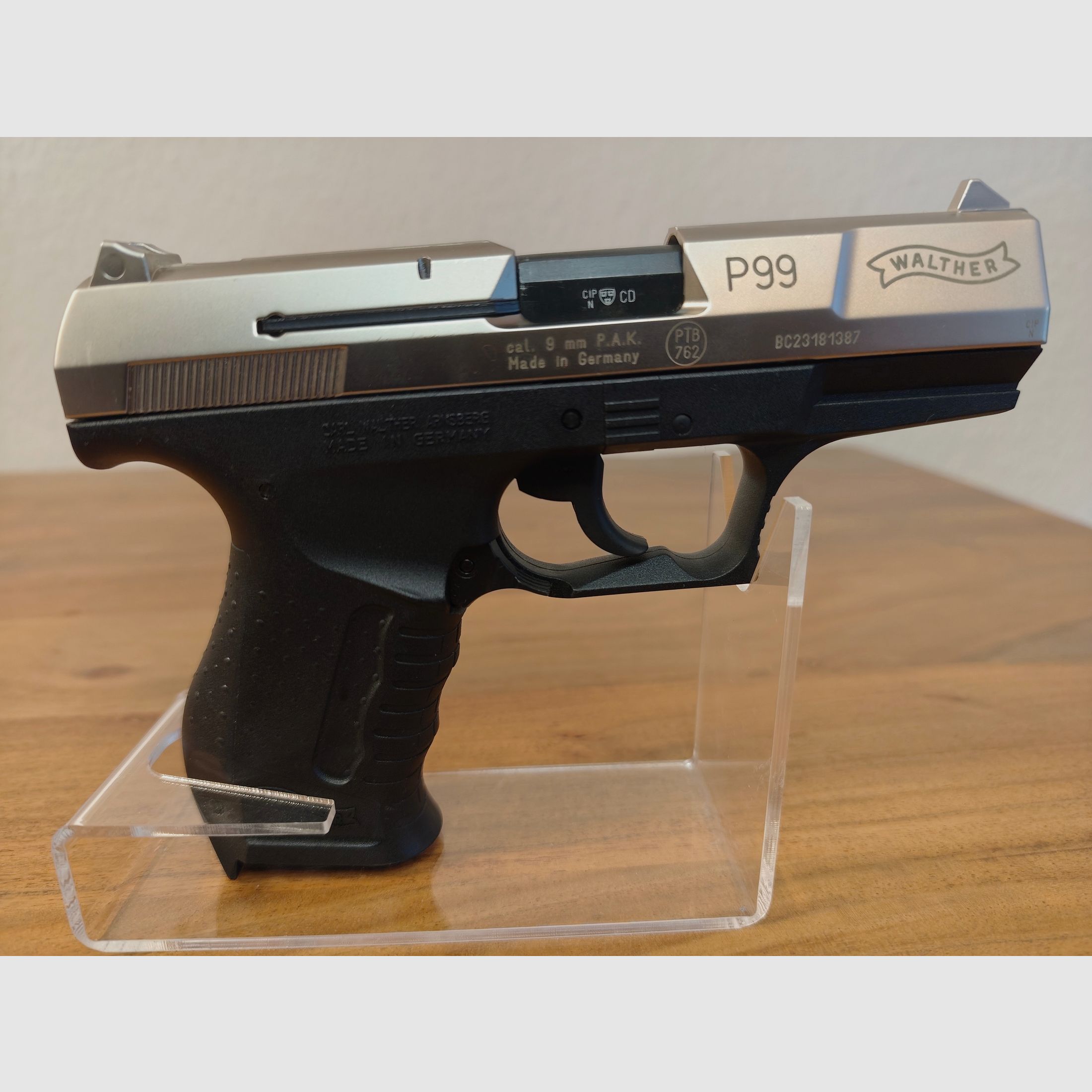 Wather P 99 Nickel kal. 9mm PTB 762 w stanie nowym