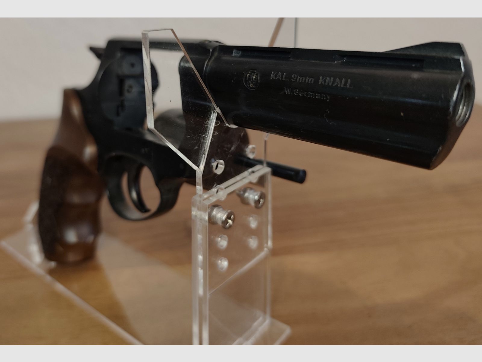 Röhm RG 99 nera vecchia PTB 452 del 1994 + munizioni ed effetti pirotecnici