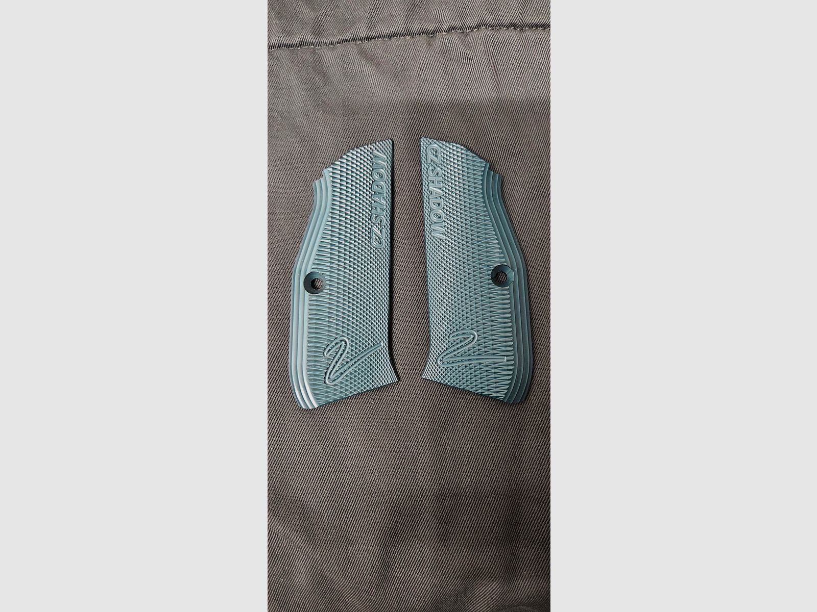 CZ Shadow 2 originale Alu Griffschalen