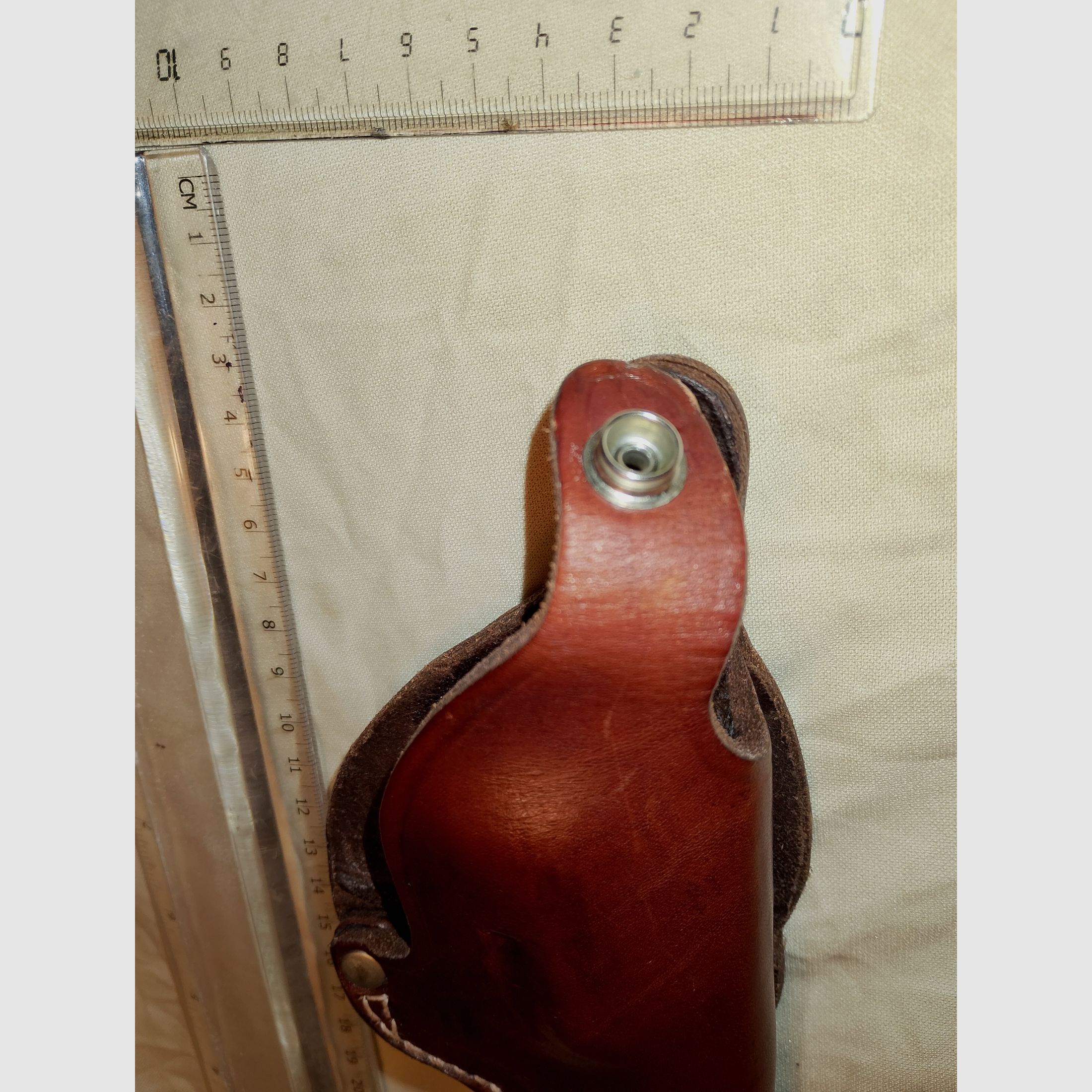 Fondina per revolver in pelle AKAH