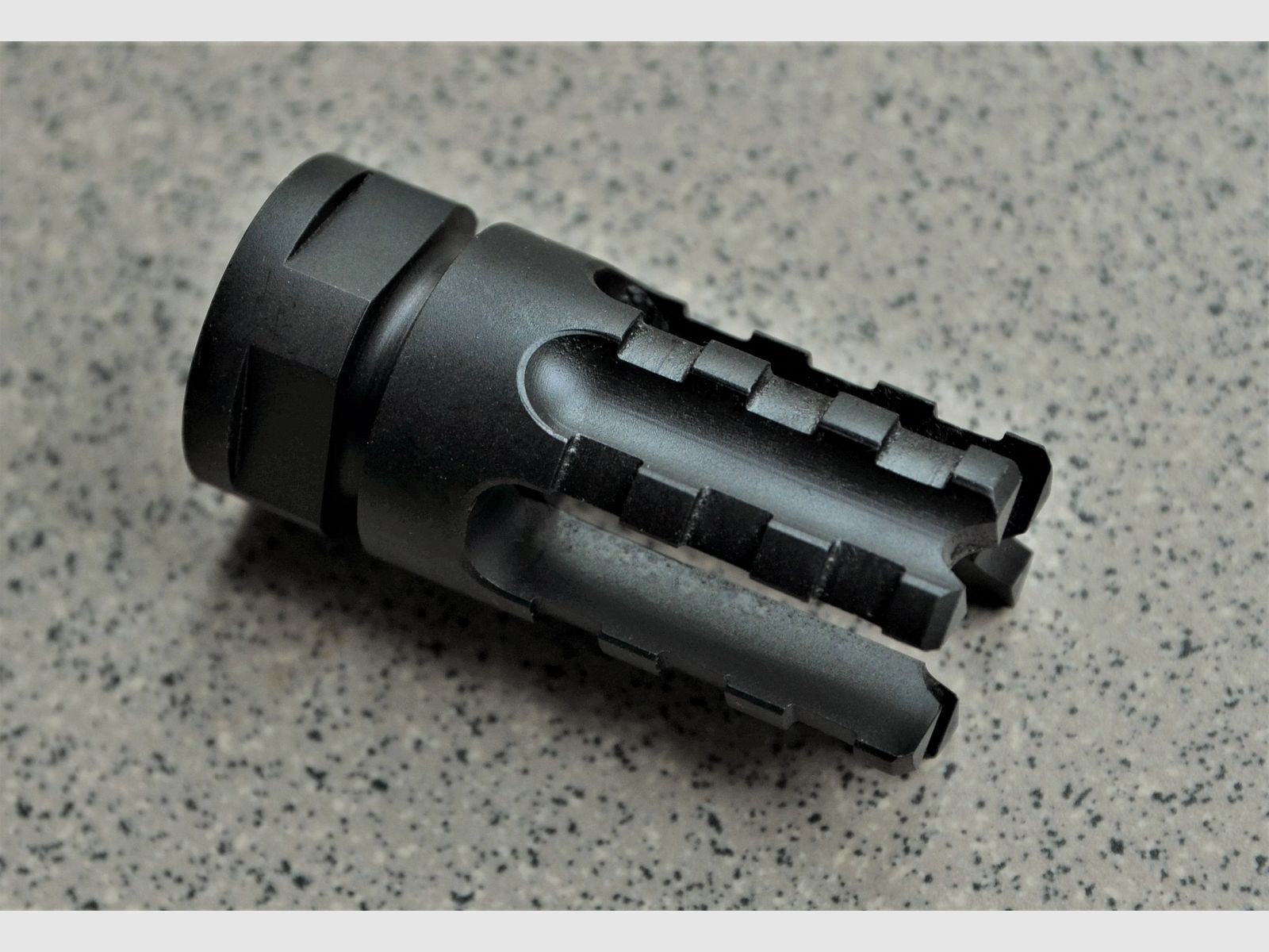 Schmeisser NoFlash MFD .223 Rem - Silenciador de fuego de boca AR15